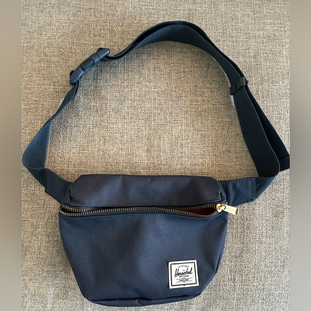Herschel Supply Company Navy Blue Crossbody Bag